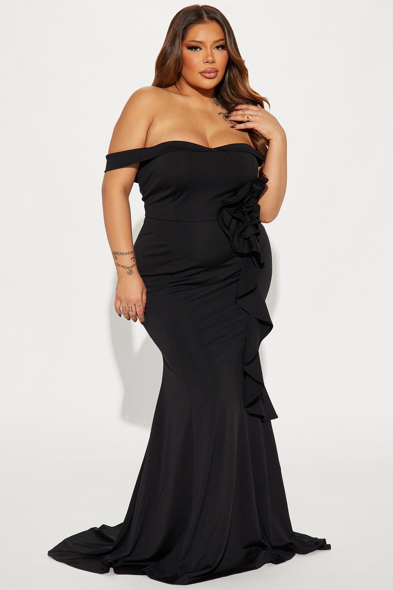 Sitting Pretty Gown - Black sold by Fashion Nova product image thumbnail 4