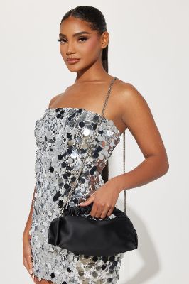Late To The Party Handbag - Black sold by Fashion Nova