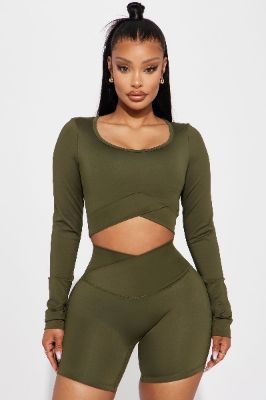 Hard Flex Elevate Active Top - Olive sold by Fashion Nova