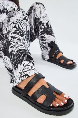 Emma Slides - Black sold by Fashion Nova