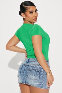Marisol Plunge Neck Bodysuit - Kelly Green sold by Fashion Nova