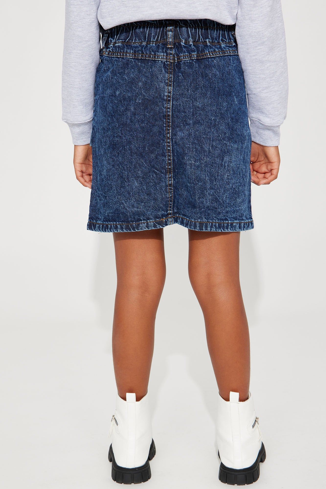 Mini Acid Wash Cargo Denim Skirt - Acid Wash sold by Fashion Nova product image thumbnail 4