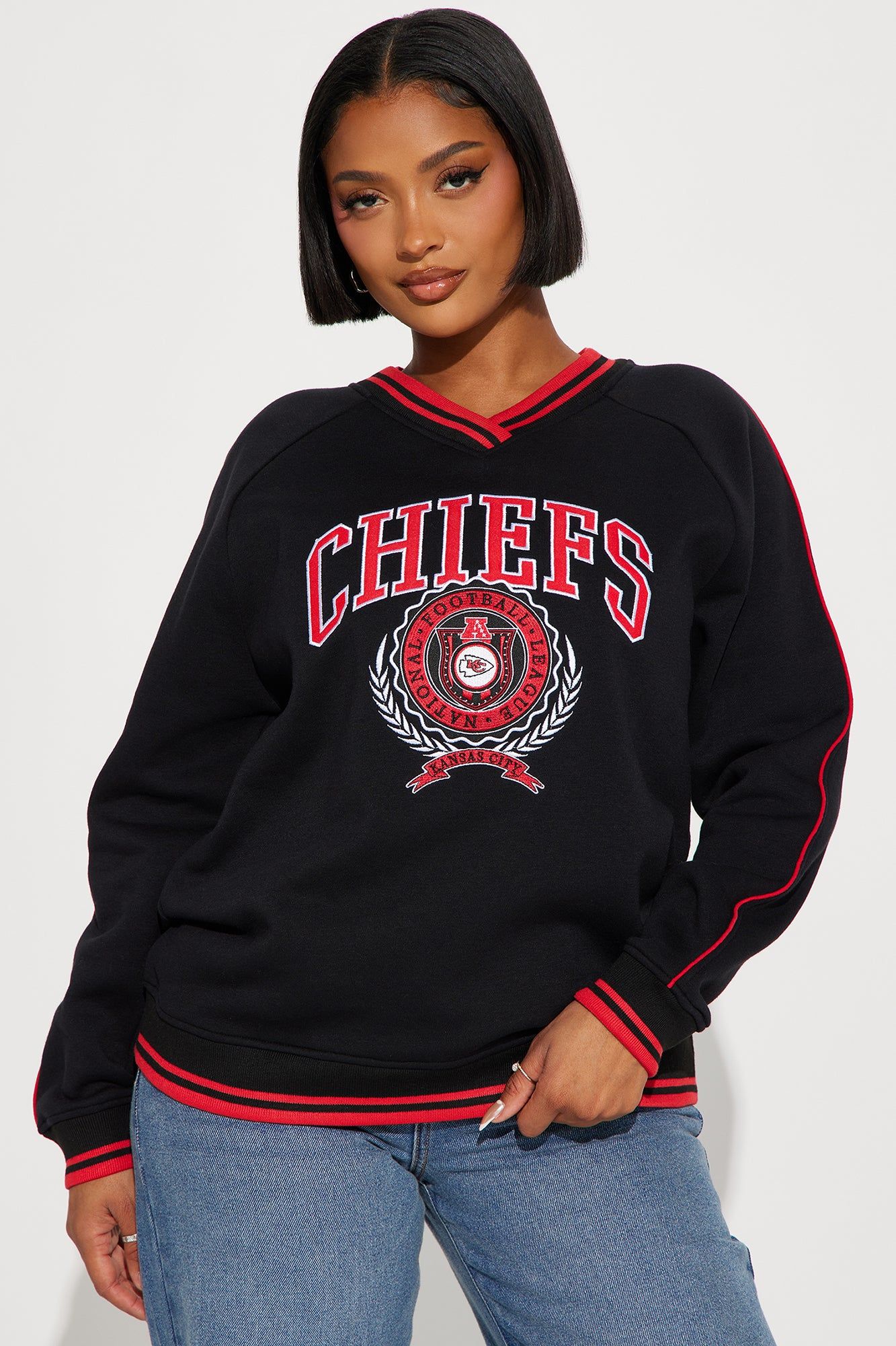 Throwback Chiefs Crew Neck Sweathirt - Black sold by Fashion Nova