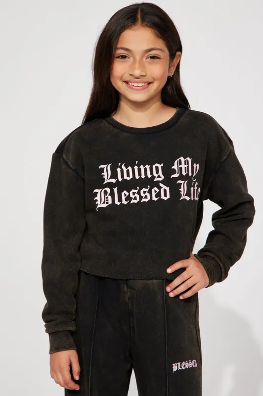 Mini Living My Best Life Crew Neck Sweatshirt - Black Wash made by Fashion Nova