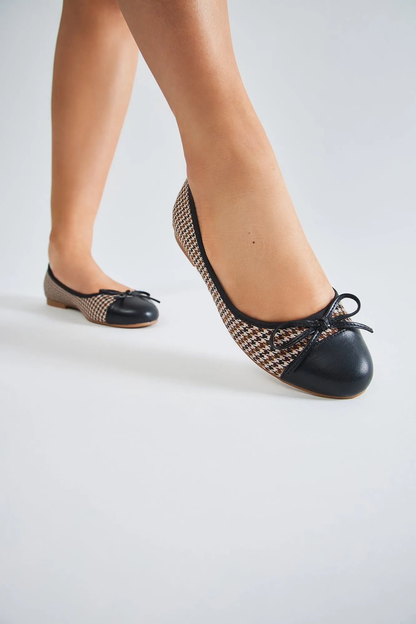 Felt Cute Flats - Brown/combo sold by Fashion Nova