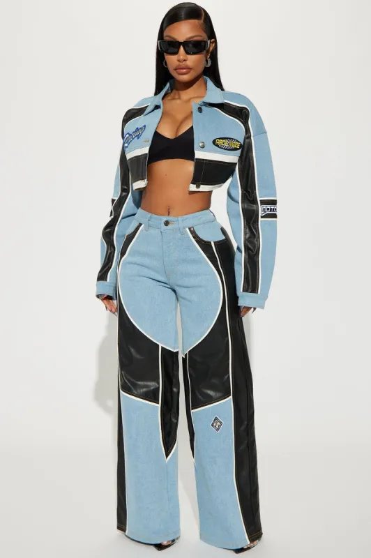 Going The Distance Baggy Jeans - Light Wash sold by Fashion Nova