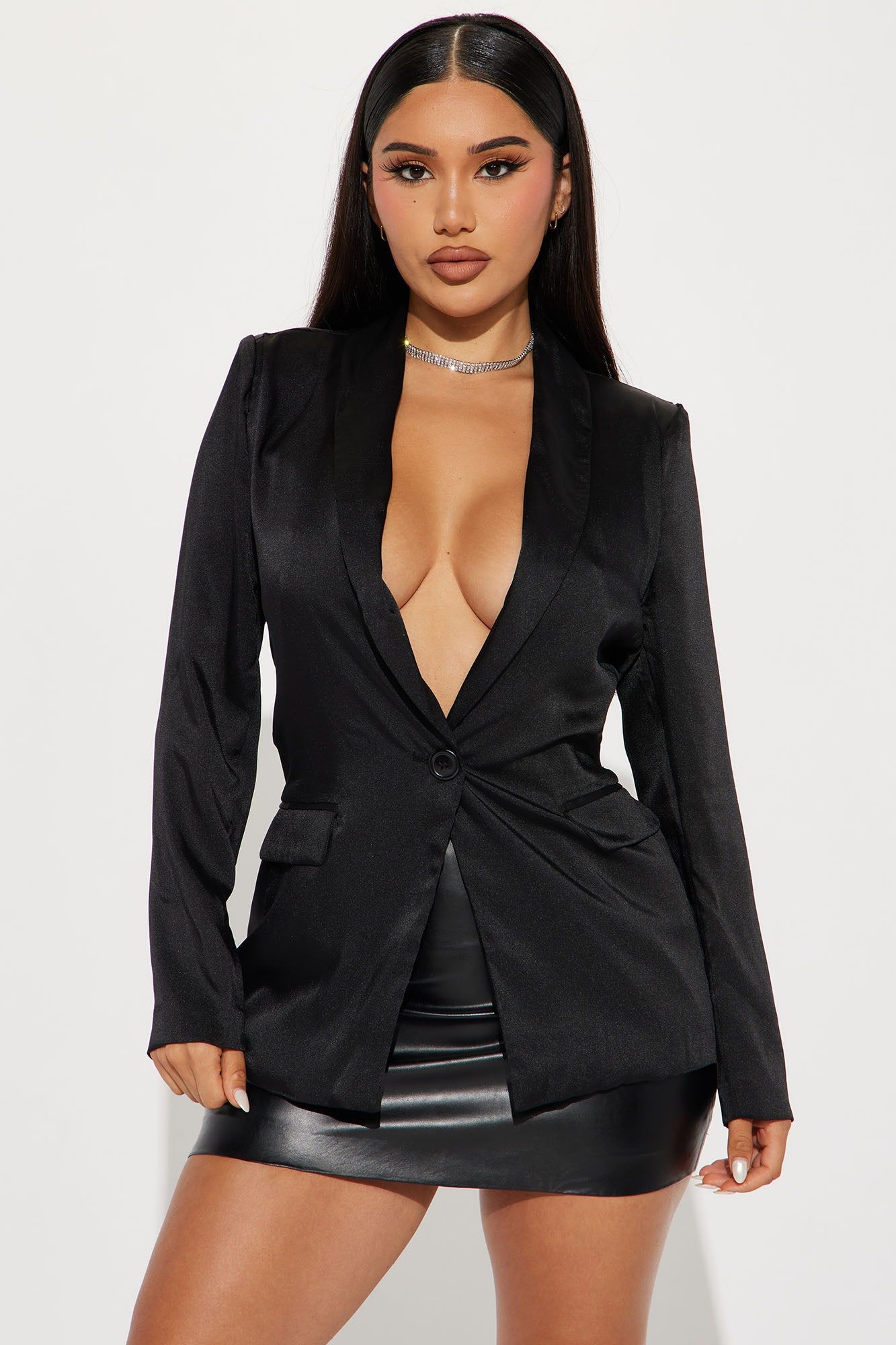 Abby Blazer - Black sold by Fashion Nova
