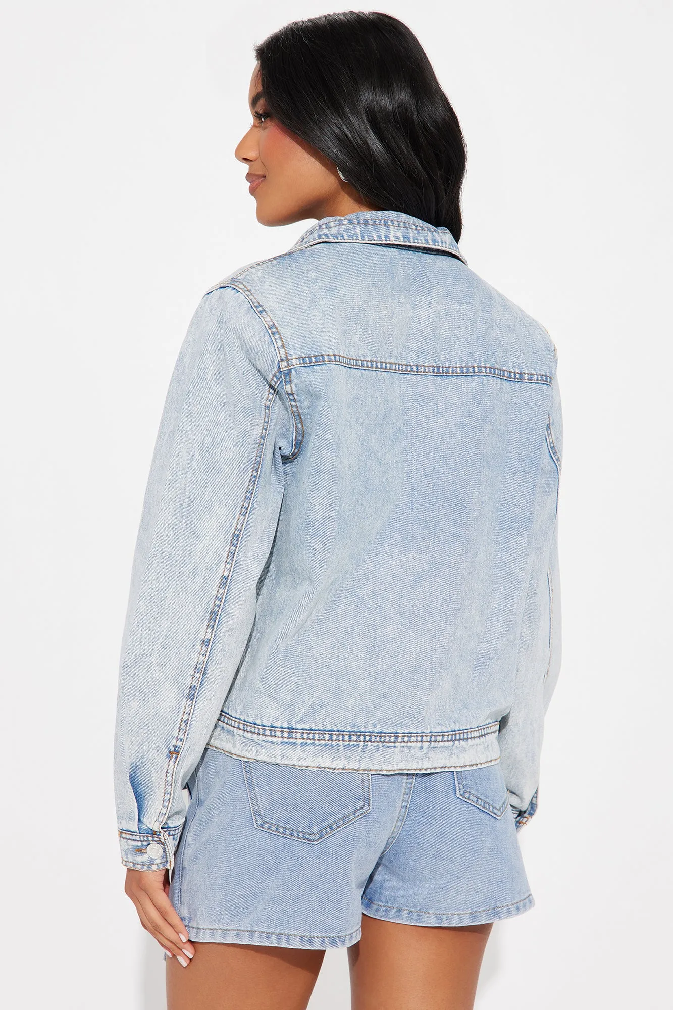 Day And Night Denim Cargo Jacket - Vintage Wash sold by Fashion Nova product image thumbnail 3