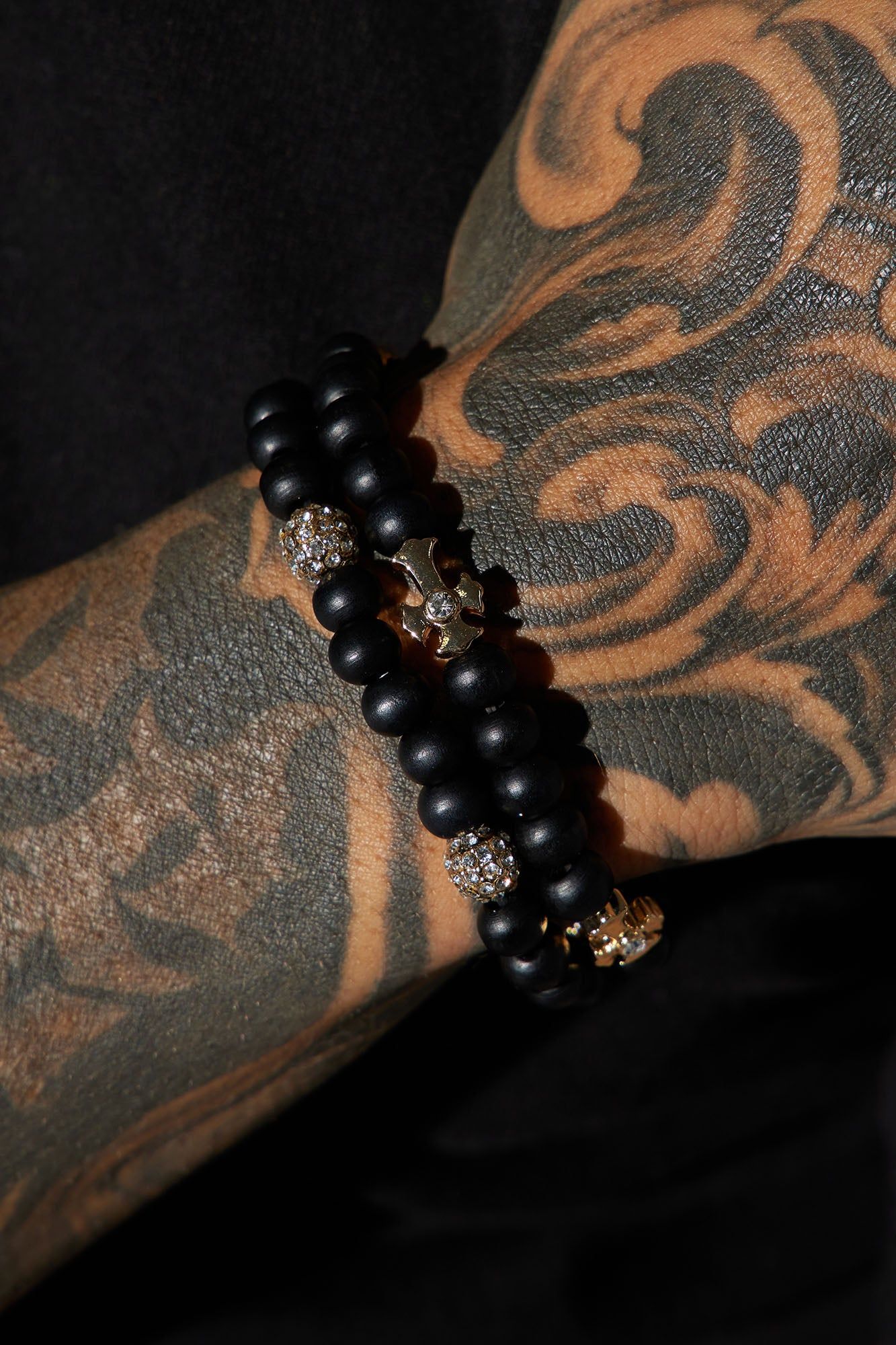 Cross Link 2 Piece Bracelet Set - Gold/Black sold by Fashion Nova