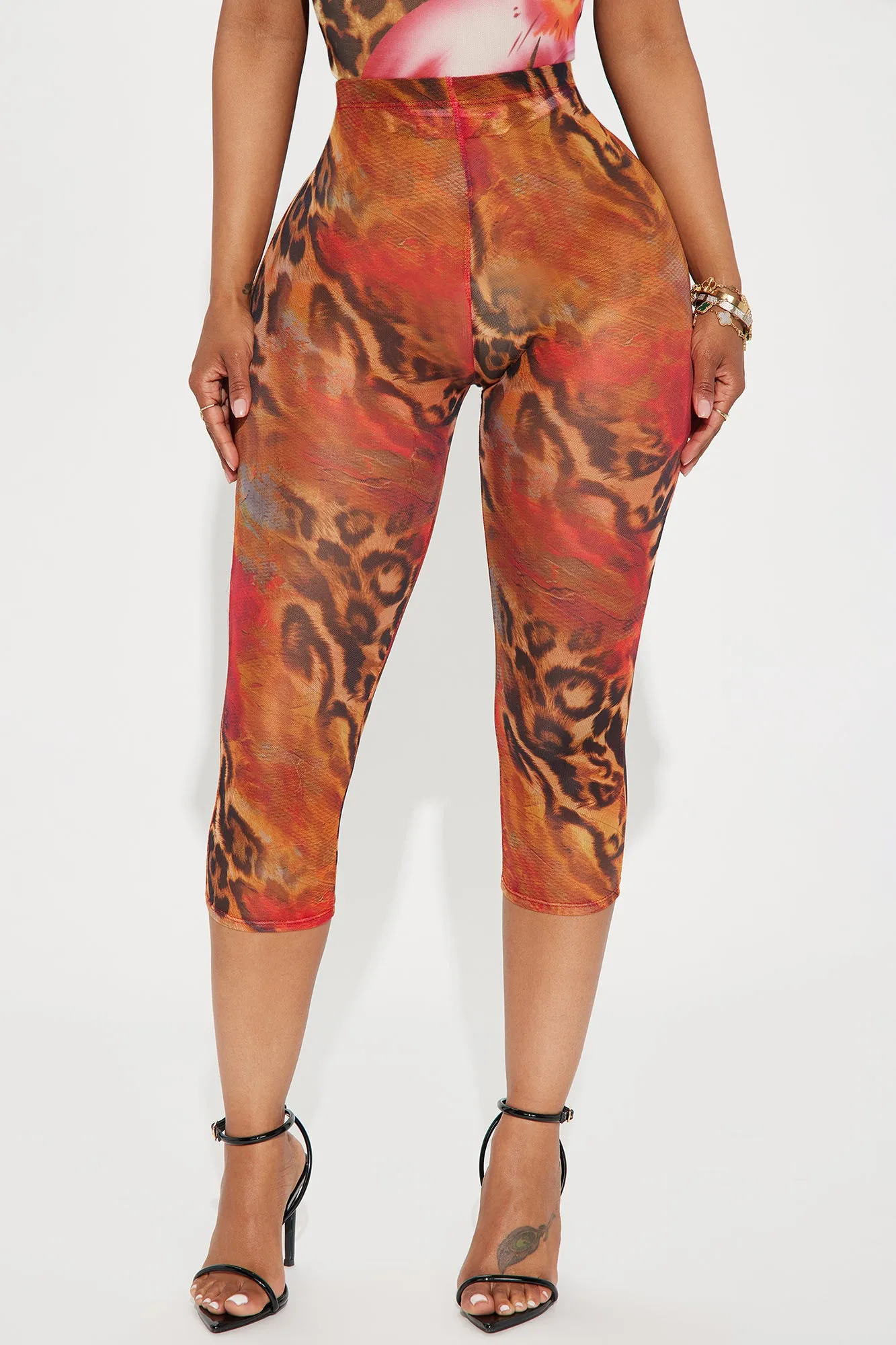 That's Hot Mesh Capri Legging - Red/combo sold by Fashion Nova product image thumbnail 2