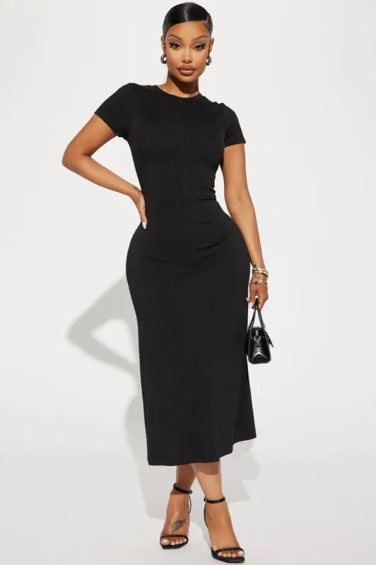 Madison Ribbed Midi Dress - Black sold by Fashion Nova