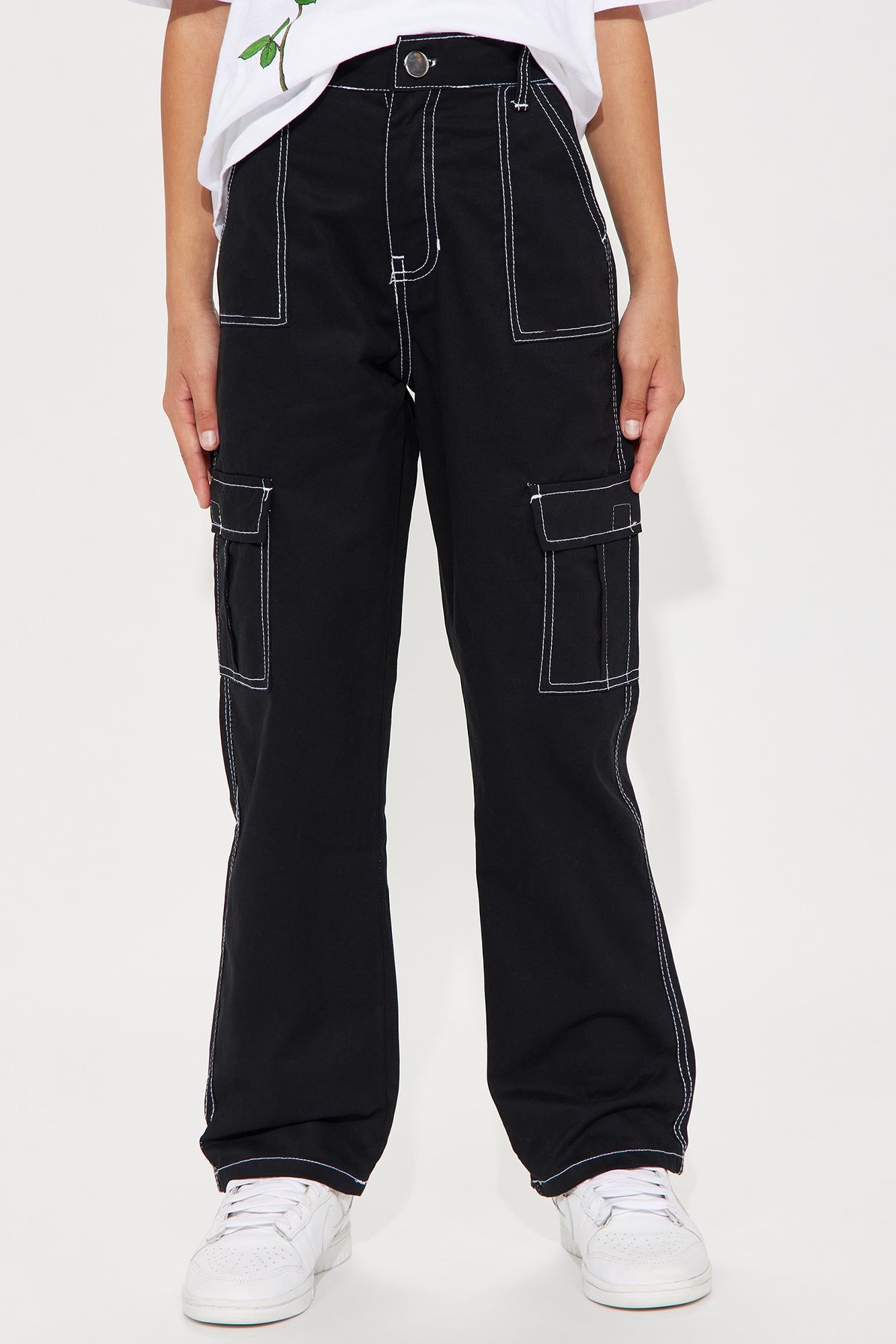 Mini Contrast Cargo Twill Pant - Black sold by Fashion Nova product image thumbnail 2