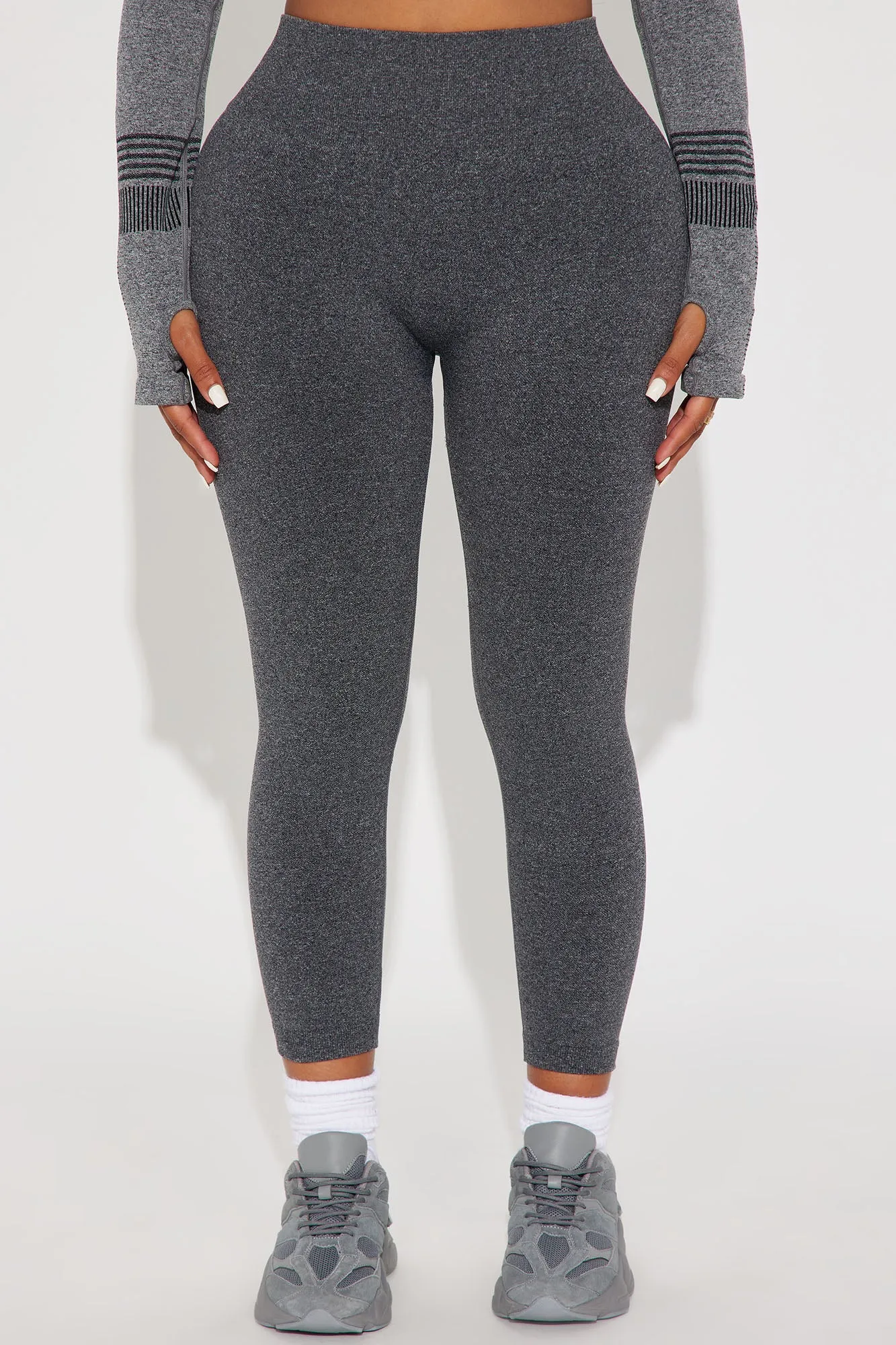 Vital Goddess Active Capri Legging in Infinity Seamless - Black sold by Fashion Nova product image thumbnail 2