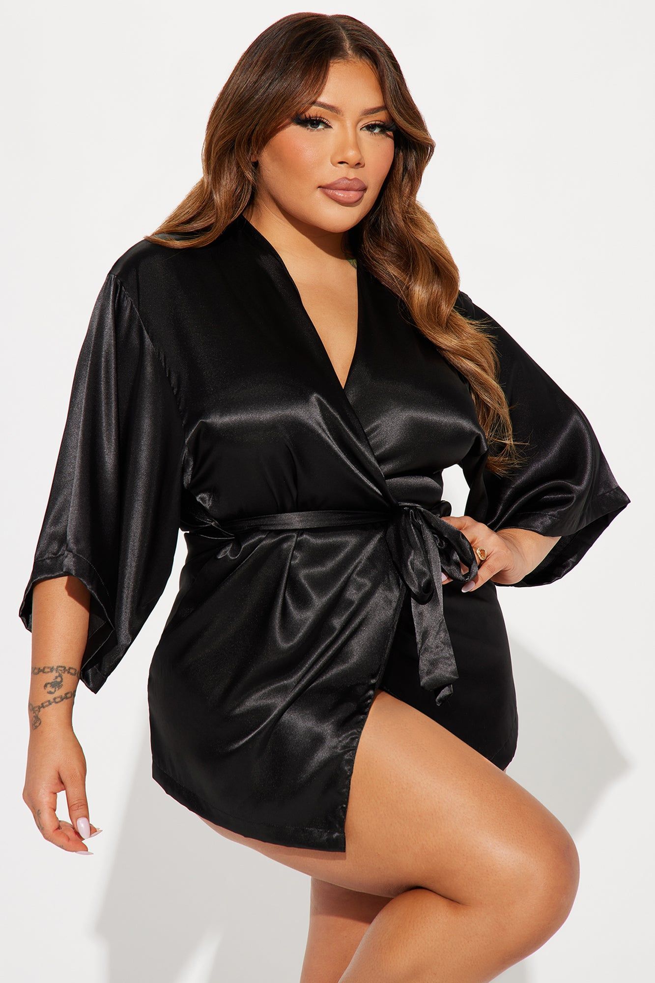 Amore Lace Satin Robe - Black sold by Fashion Nova product image thumbnail 4