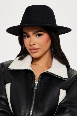 Private Landing Fedora  - Black sold by Fashion Nova