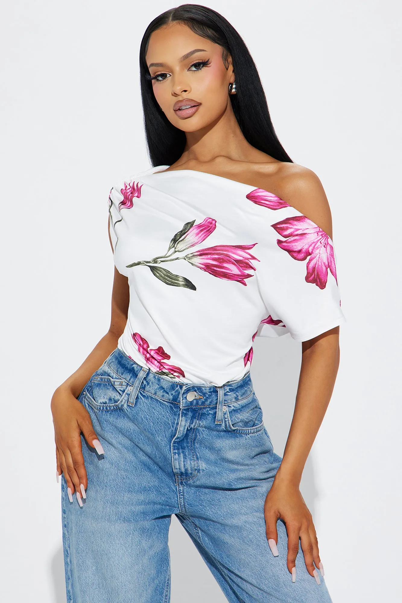 Kamiki Floral Bodysuit - Pink/combo sold by Fashion Nova product image thumbnail 2