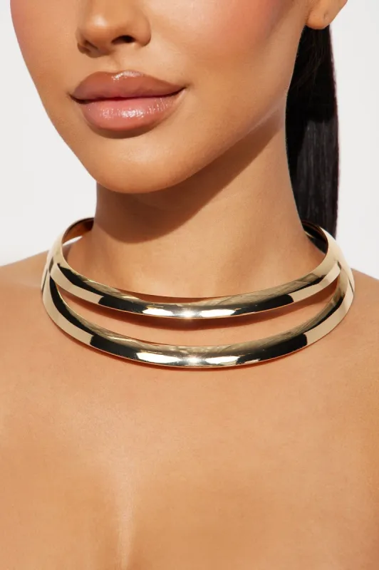 Boho Beach Babe Choker - Gold sold by Fashion Nova