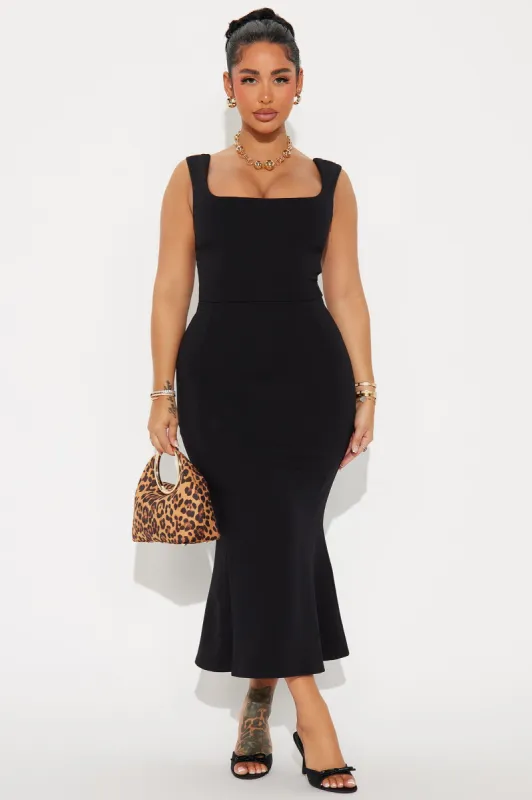 Building An Empire Fit and Flare Midi Dress - Black sold by Fashion Nova