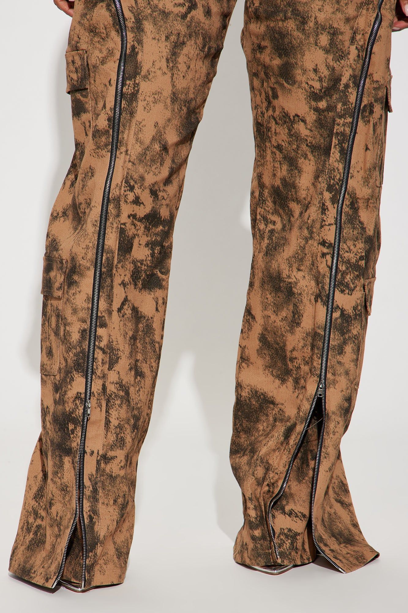 Had You Fooled Mineral Wash Pant - Khaki sold by Fashion Nova product image thumbnail 3