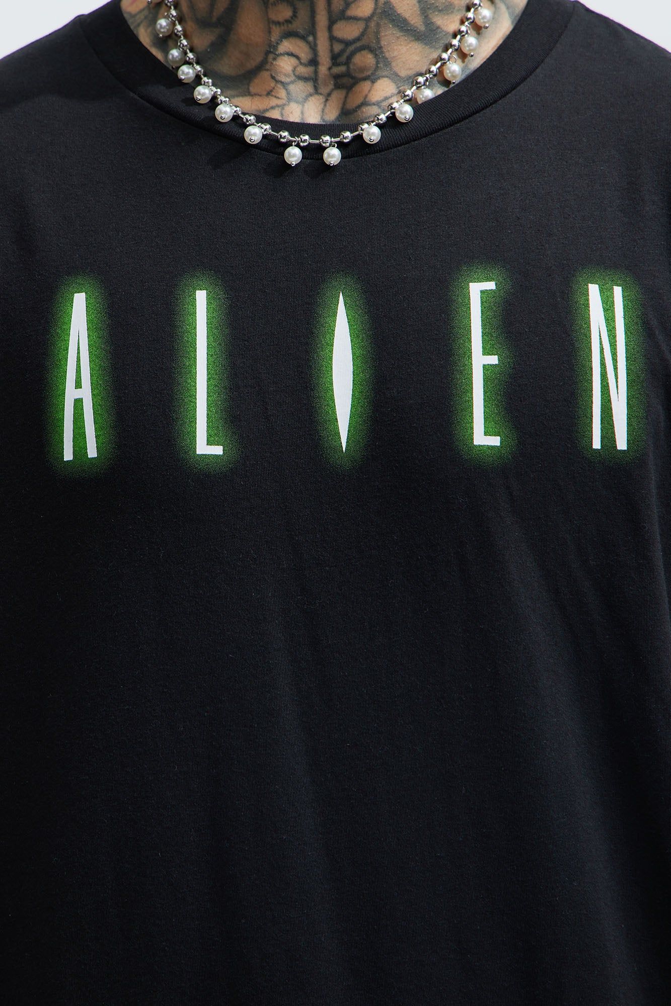 Alien Oversized Short Sleeve Tee - Black sold by Fashion Nova product image thumbnail 3