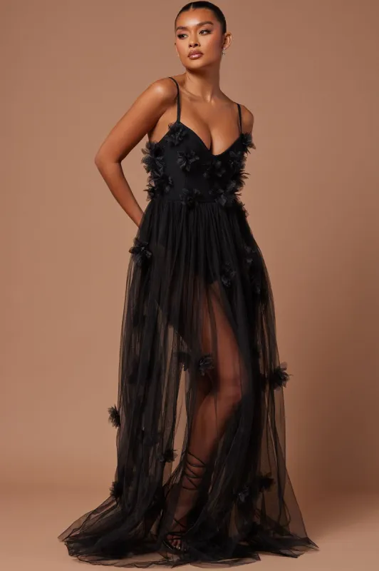 Centerpiece Floral Maxi Dress - Black sold by Fashion Nova