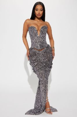 Main Event Sequin Skirt Set - Grey sold by Fashion Nova