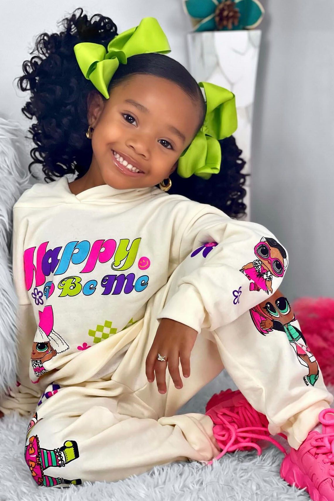 Mini LOL Surprise Happy Thoughts Fleece Jogger Set - Ivory sold by Fashion Nova