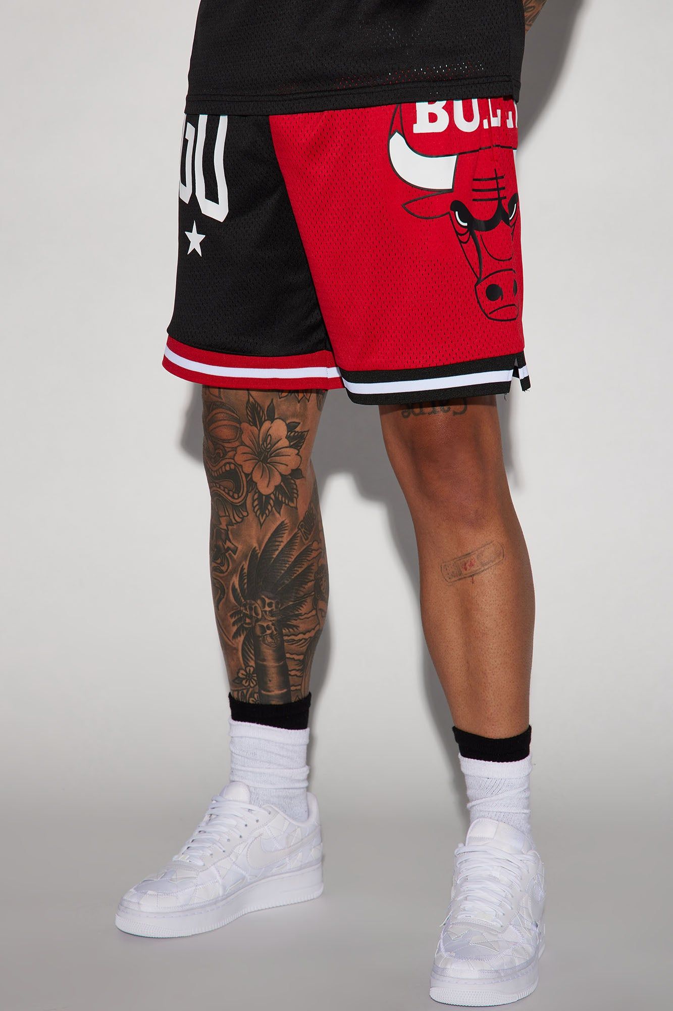 Bulls OG Mesh Shorts - Black/Red sold by Fashion Nova