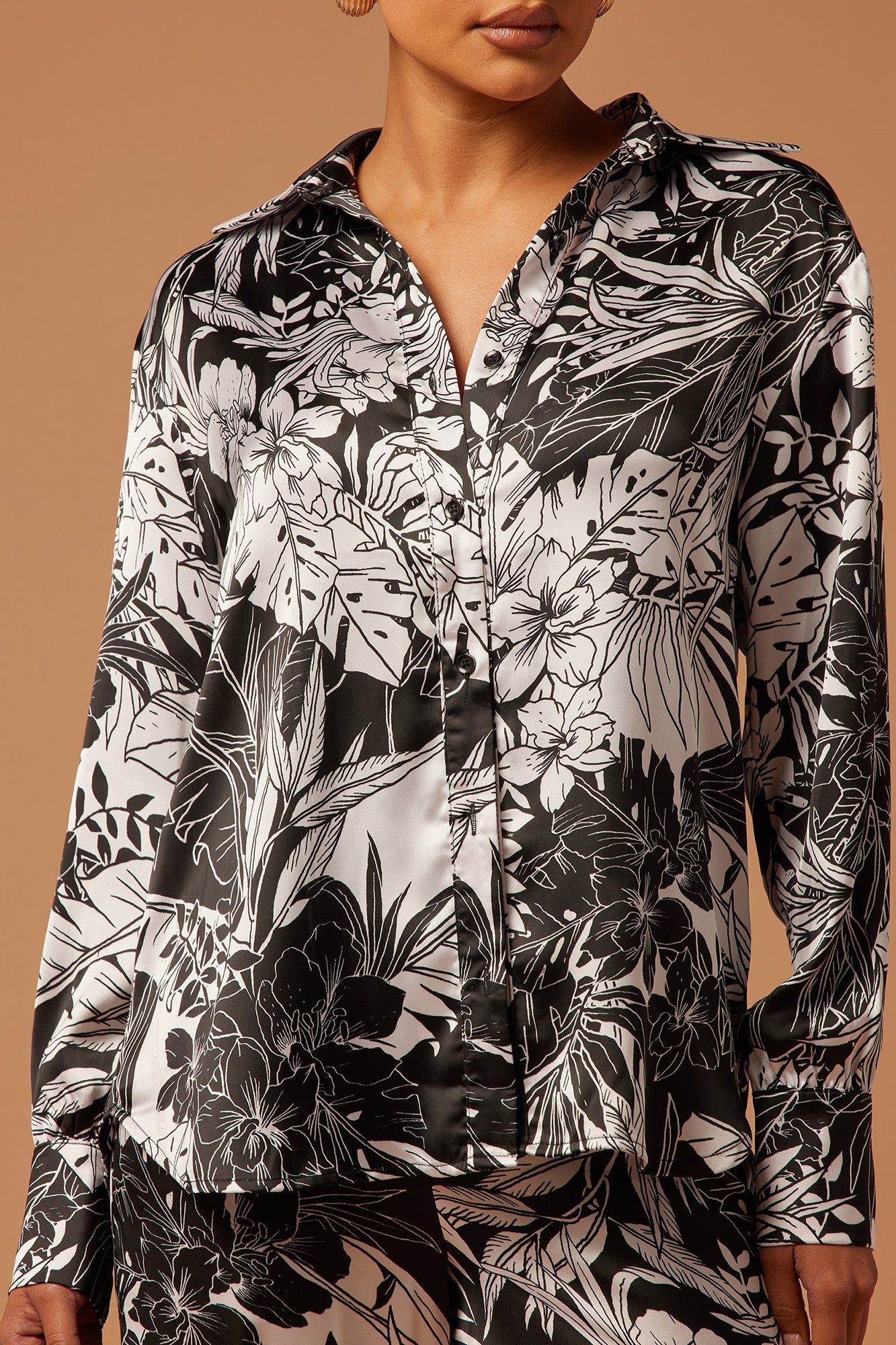 Havana Satin Pant Set - Black/White sold by Fashion Nova product image thumbnail 3