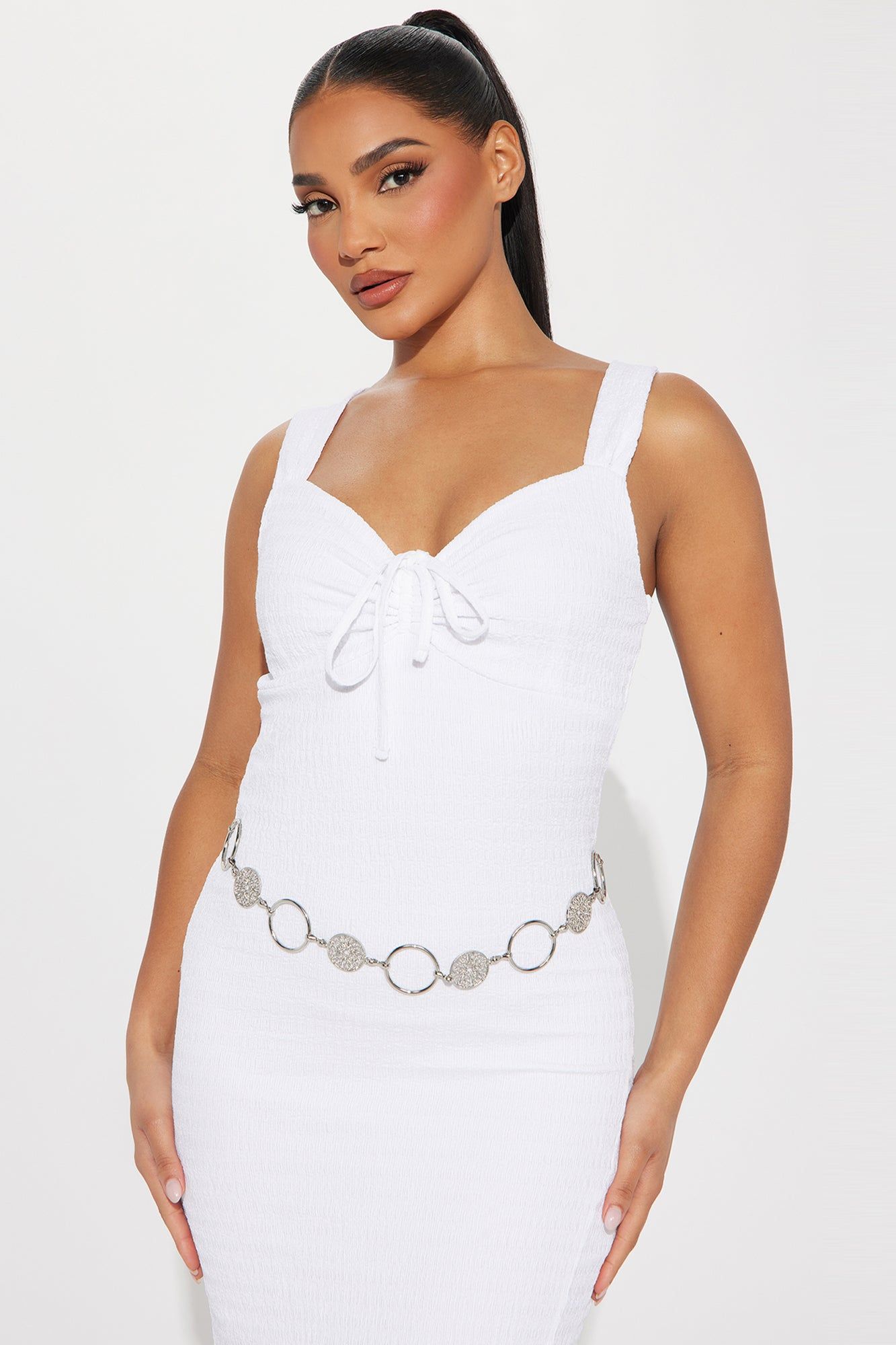 Classic Circle Babe Chain Belt - Silver sold by Fashion Nova product image thumbnail 2
