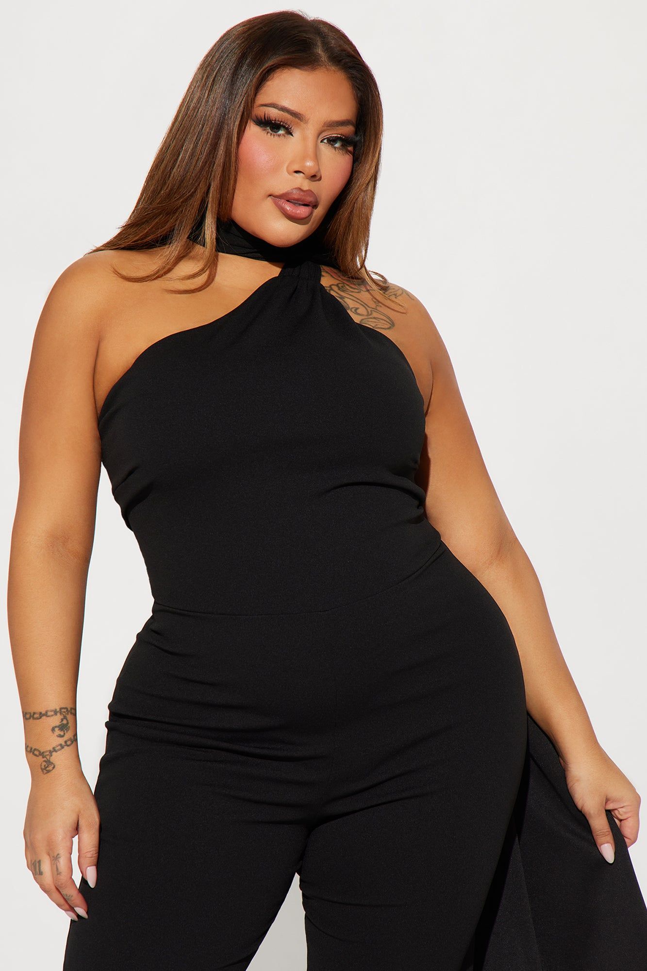 Selma Crepe Jumpsuit - Black sold by Fashion Nova product image thumbnail 5