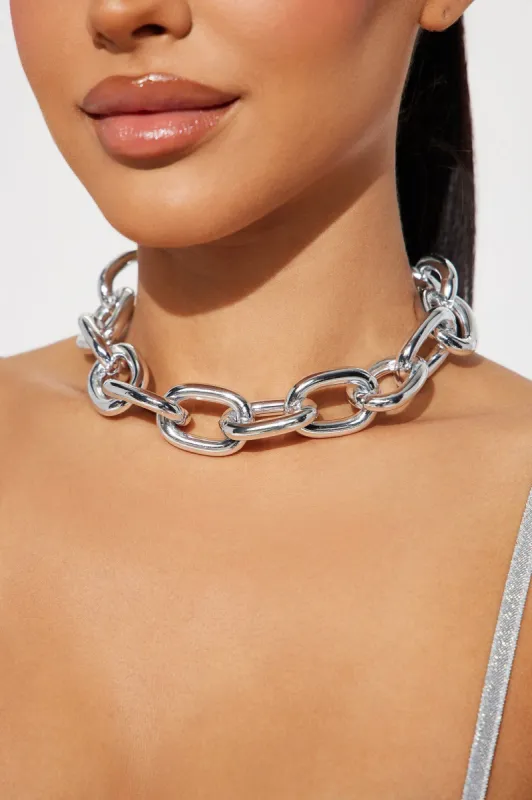 80s Babe Chain Necklace - Silver sold by Fashion Nova