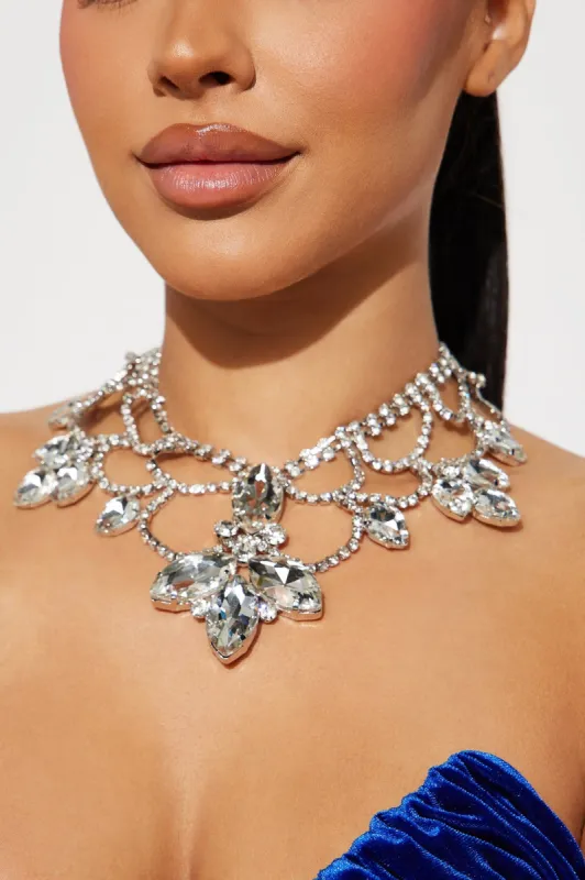 Dinner With The Royals Necklace - Silver sold by Fashion Nova