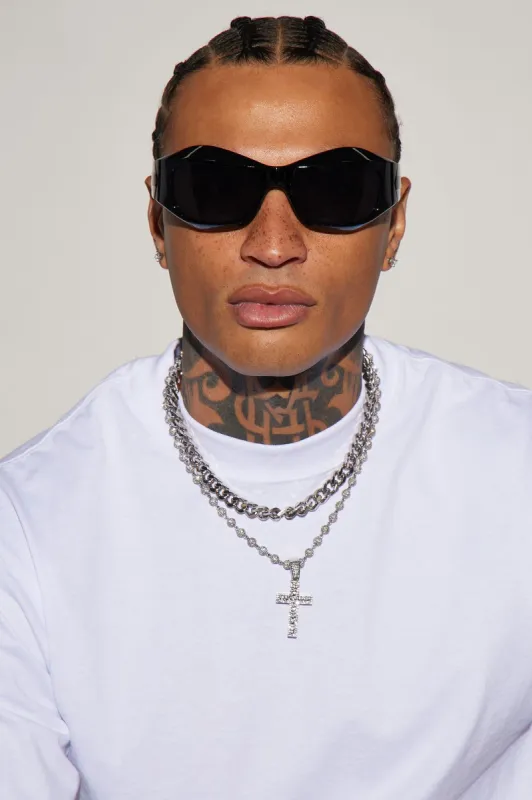 Speed Line Sunglasses - Black/Smoke sold by Fashion Nova