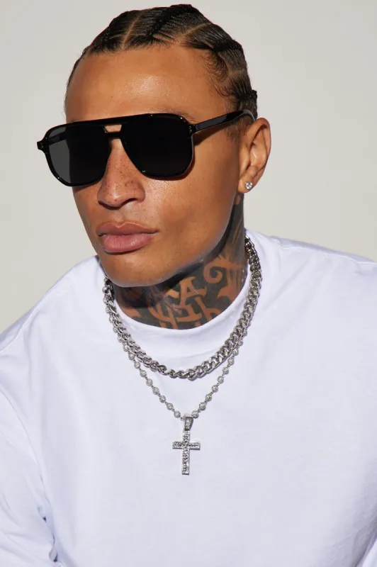 Next Move Sunglasses - Black sold by Fashion Nova