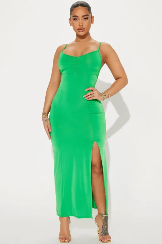 Avi Midi Dress - Green sold by Fashion Nova