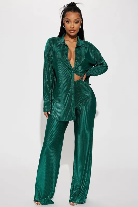 Kiss Of A Star Metallic Pant Set - Teal sold by Fashion Nova
