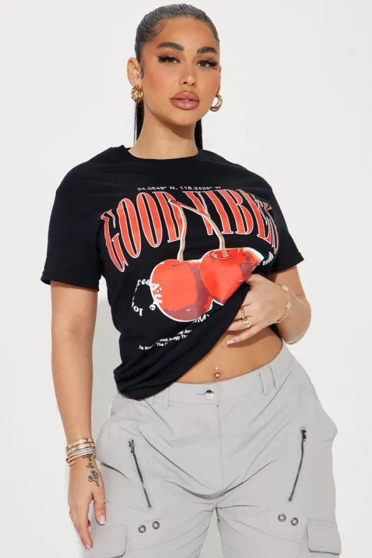 Good Vibes Spread The Love SHort Sleeve Tee - Black sold by Fashion Nova