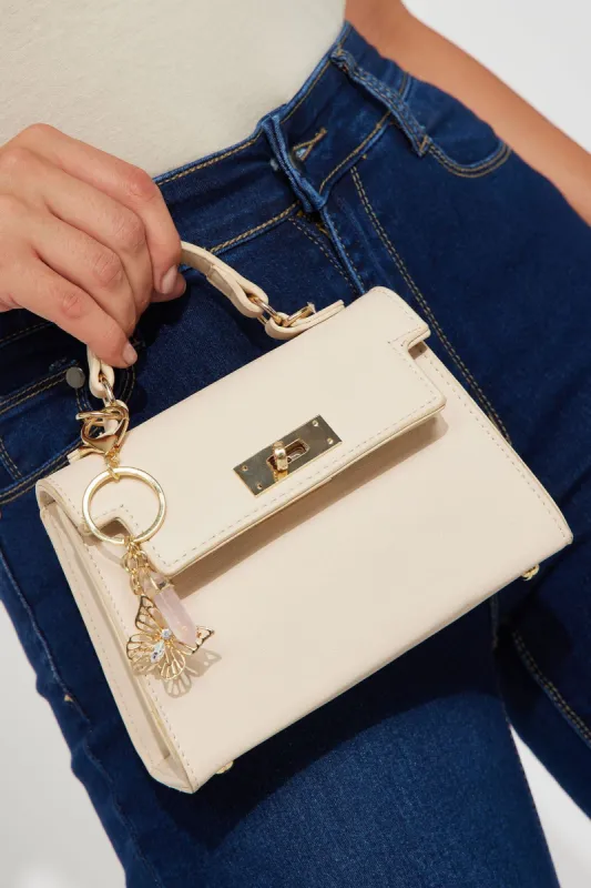 Finding My Way Butterfly Keychain - Gold sold by Fashion Nova