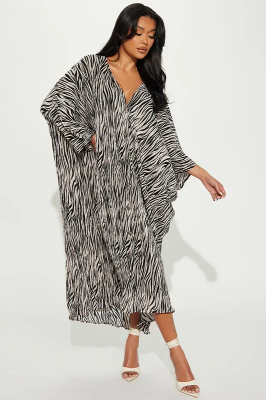 Oasis Plisse Maxi Dress - Black/combo sold by Fashion Nova