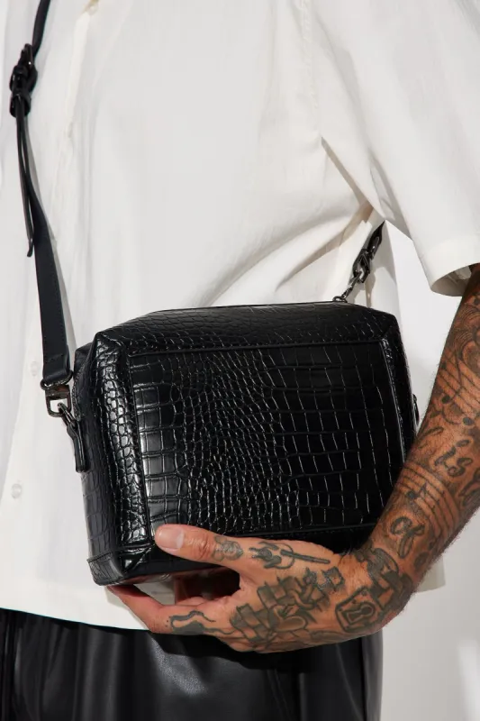 Maison De Sabre The Crossbody Phone Pouch Black Caviar