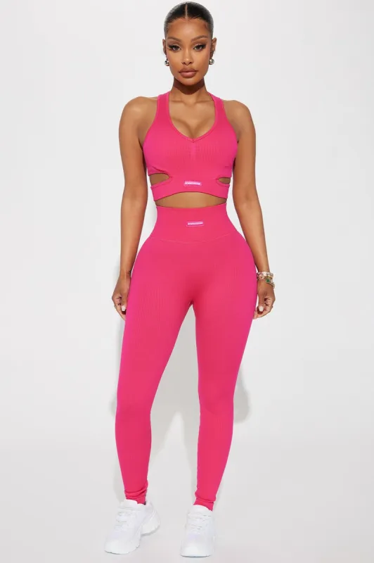 Fighter Ribbed Active Legging In Infinity Seamless - Fuchsia sold by Fashion Nova