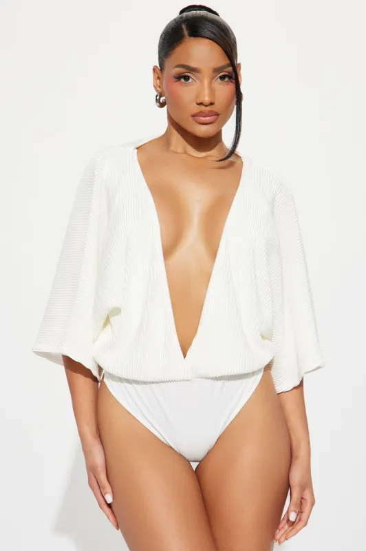 Mariah Plisse Bodysuit - Off White sold by Fashion Nova