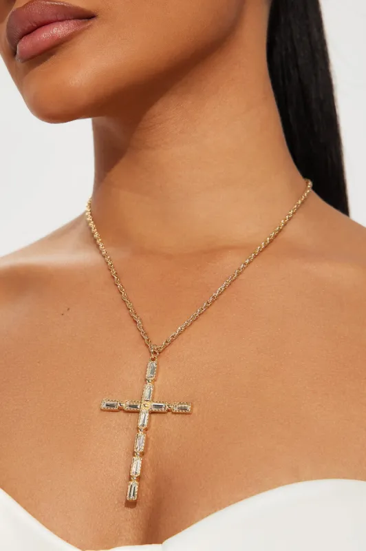 Remain Truthful Necklace - Gold sold by Fashion Nova