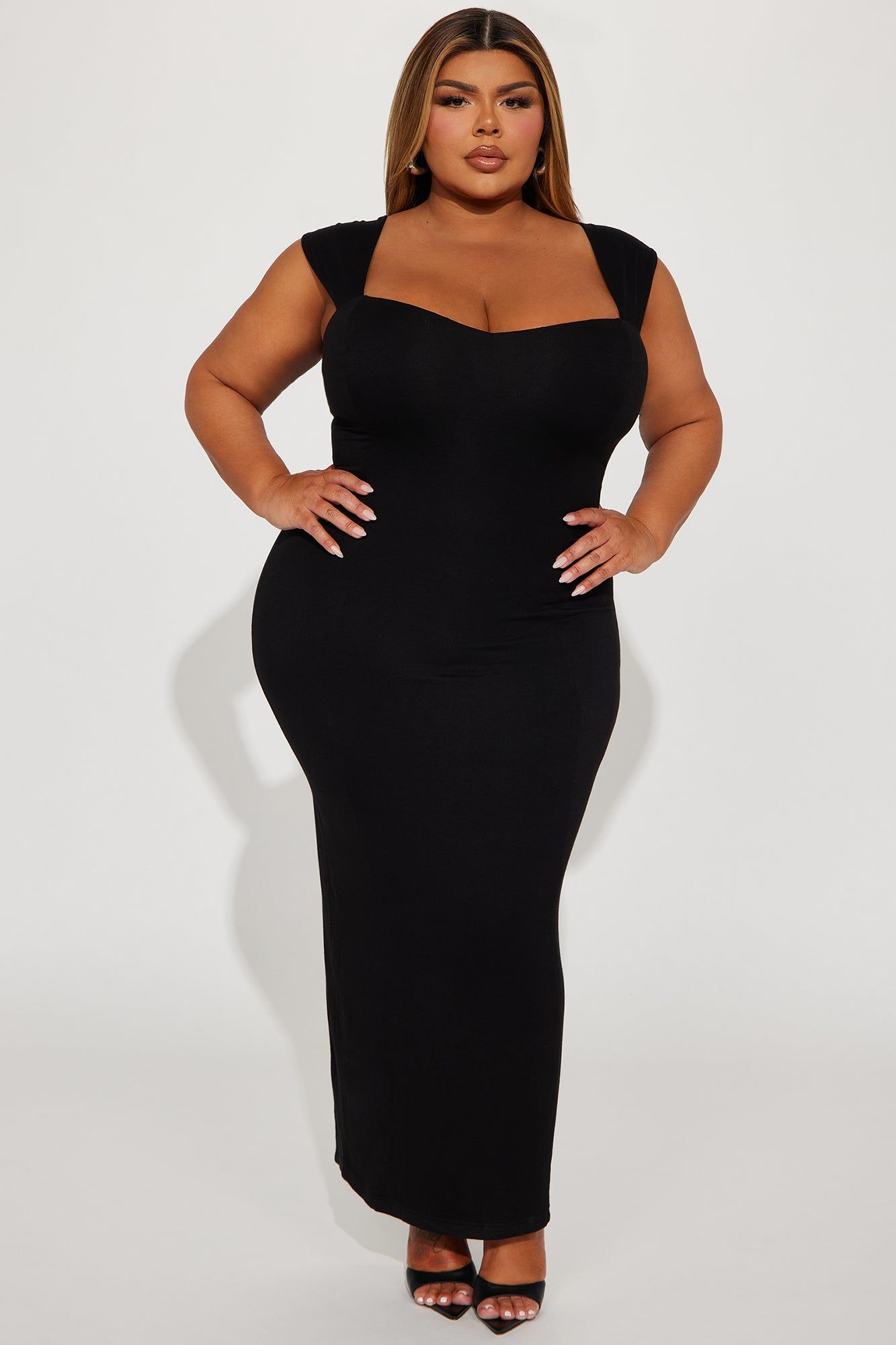 Trinity Double Lined Maxi Dress - Black sold by Fashion Nova product image thumbnail 4