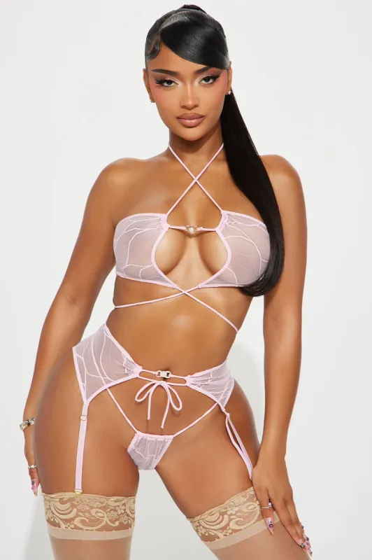 Caught Feelings 3 Piece Garter Set - Pink sold by Fashion Nova
