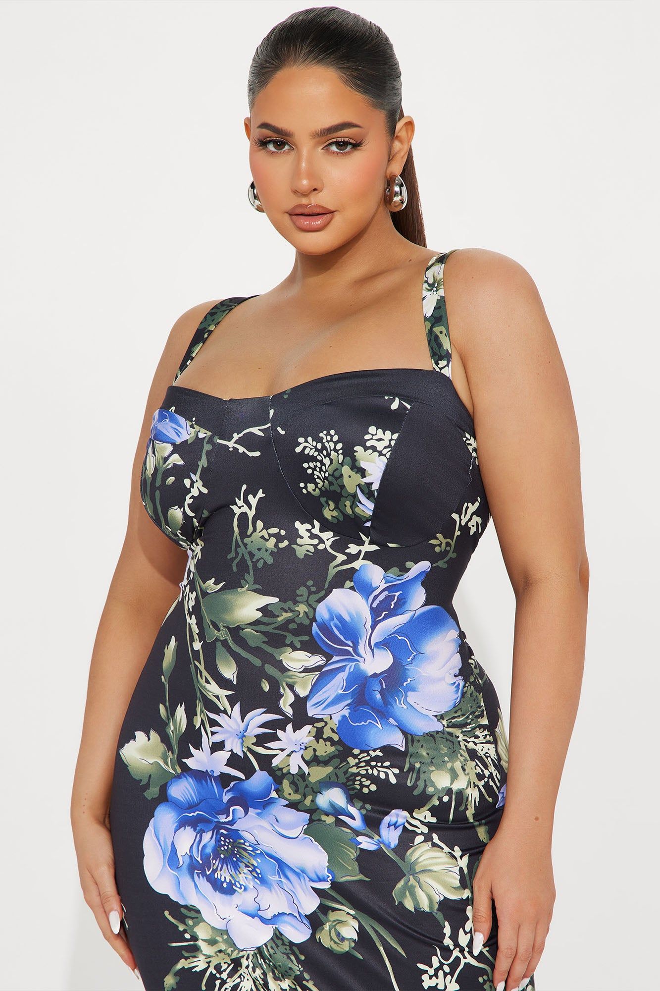 Valeria Floral Maxi Dress - Black/Purple sold by Fashion Nova product image thumbnail 5