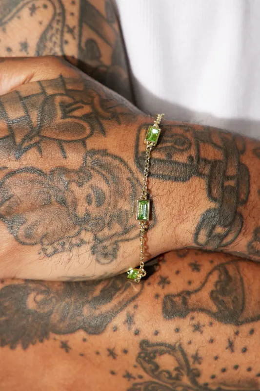 Emerald Chain Link Bracelet - Gold sold by Fashion Nova