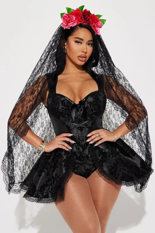 Day Of The Dead Veil Headband - Black/Red sold by Fashion Nova