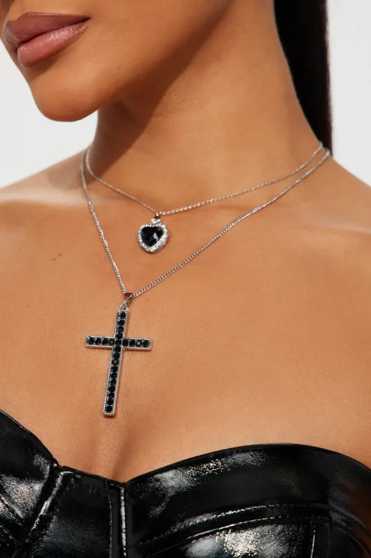 Living For The Moment Necklace - Silver/Black sold by Fashion Nova